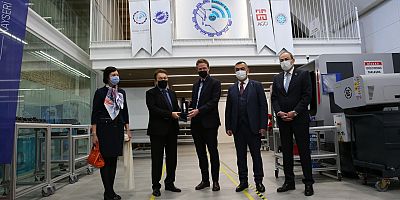 AB Türkiye Delegasyonu Başkanı Büyükelçisi’nden Kayseri Model Fabrika’ya Ziyaret