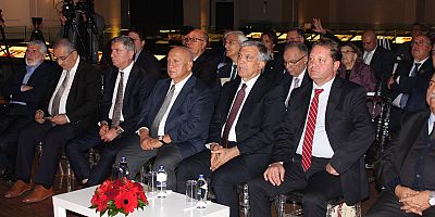 Abdullah Gül, AGÜ’de ‘Cumhuriyet’in Kuruluşu’nun 100. Yılı’ Etkinlikleri Açılış Resepsiyonuna Katıldı