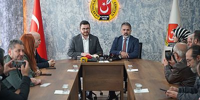 AK Parti İl Başkanı Okandan: Temel Eğitimlerde Çok Hassas Olmamız Lazım