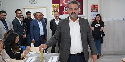AK Parti Kayseri İl Başkanı Üzüm, Oyunu Kullandı