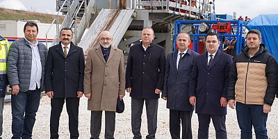 AK Parti'li Cıngı'dan Jeotermal Kaynaklı Sera OTB'ye Ziyaret