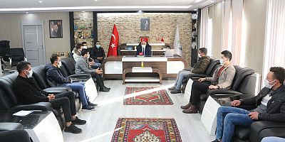 AK Partili Gençlerden Başkan Öztürk’e Ziyaret