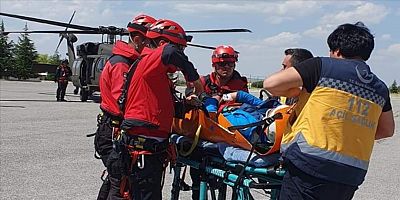 Aladağlar’da Mahsur Kalan Turist Kurtarıldı