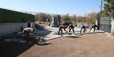 Alt Yapısı Yenilenen Sokaklara Yeni Parke Yol