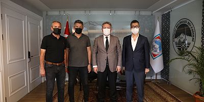 Amatör Spor Kulüp İle Futbol Antrenörleri Dernek Yöneticileri Melikgazi de