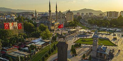 Anadolu Selçuklular Döneminin İkinci Başkenti: Kayseri