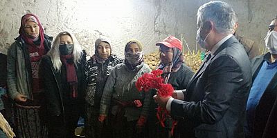 Arık, Emekçi Kadınların 8 Mart Dünya Emekçi Kadınlar Günü’nü Andı