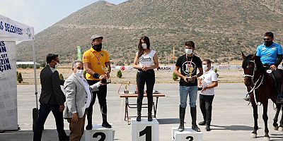 Atlı Dayanıklılık Yarışmaları’nda Ödüller Sahibini Buldu