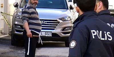 Babasını Öldürüp, Annesini Yaraladı, Bacağından Vurularak Yakalandı!