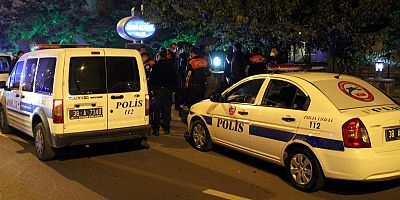 Babasının Aracını İzinsiz Alan Ehliyetsiz Sürücüyü Polis Yakaladı