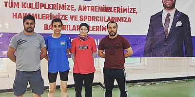 Badmintoncu Telli Nur Ataş Mili Takım Kampına Davet Edildi