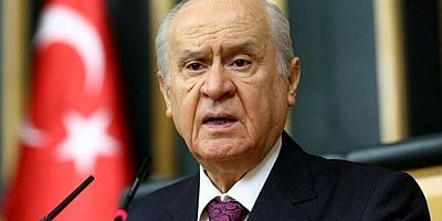 Bahçeli, İstanbul'un Fethinin Yıl Dönümünde İBB’yi Eleştirdi