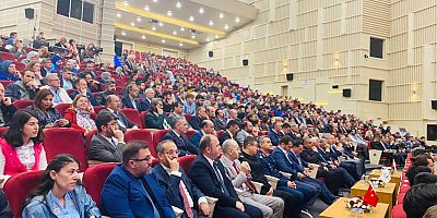Bakan Akar: Kayseri’yi Türkiye’nin Parlayan Yıldızı Olarak Görmekten Gurur Duyuyorum