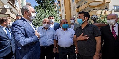 Bakan Gül'den Duygu Delen'in Ailesine Ziyaret