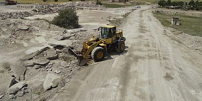 Başakpınar Sanayi Sitesi Yolu Yenileniyor