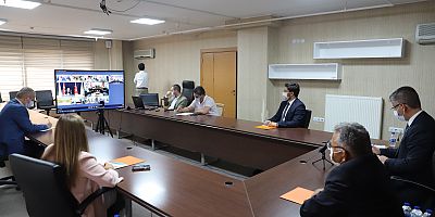 Başkan Büyükkılıç, Ak Parti İl Başkanları Toplantısına Katıldı