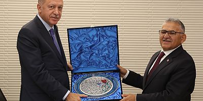 Başkan Büyükkılıç, AK Parti'nin İktidara Gelişinin 19. Yıl Dönümünü Kutladı