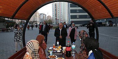 Başkan Büyükkılıç, Gençlerin Ramazan Eğlencesine Ortak Oldu