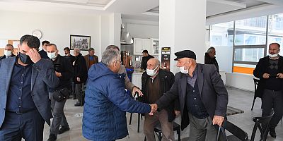 Başkan Büyükkılıç, Hacılar Esnafı Ve Halkı İle Buluştu