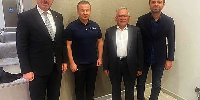 Başkan Büyükkılıç, İlk Türk Astronot Gezeravcı’yı ‘Bilim Şenliği’ne Davet Etti
