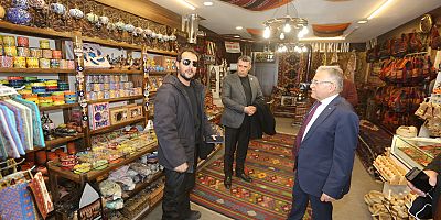 Başkan Büyükkılıç, Kapı Kapı Esnaf Ziyaretlerini Sürdürüyor