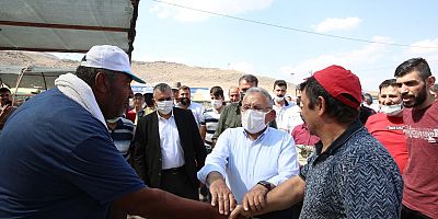 Başkan Büyükkılıç, Kurban Satış Yerlerini ve Kesim Alanlarını İnceledi