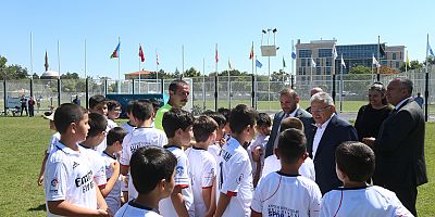 Başkan Büyükkılıç, Spor A.Ş. Yaz Spor Okulları’nda Miniklerle Buluştu