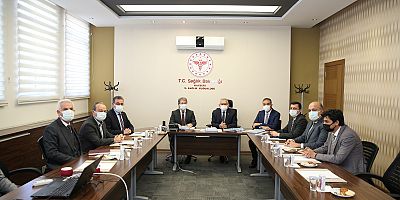Başkan Büyükkılıç’tan “Sağlık Yatırımları” Toplantısı