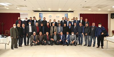 Başkan Büyükkılıç'tan Yeşilhisar’da 35 Muhtarla Yatırım Değerlendirme Toplantısı