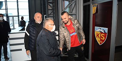 Başkan Büyükkılıç’tan Yukatel Kayserispor’a Moral ve Motivasyon Ziyareti