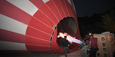 Başkan Büyükkılıç, Vali Çiçek ile Birlikte Soğanlı’da Balon Uçuşlarını Başlattı