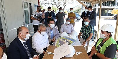 Başkan Büyükkılıç, Vali Günaydın İle Ahmet-İlmiye Büyükkılıç Okul İnşaatını İnceledi