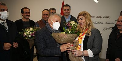 Başkan Büyükkkılıç’a Statta “Tıp Bayramı” Jesti