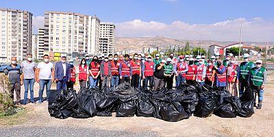 Başkan Çolakbayrakdar, “Daha Temiz Çevre İçin Durmadan Çalışıyoruz”
