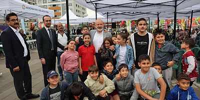 Başkan Çolakbayrakdar: Gençler İstedi, Halı Saha ve Voleybol Sahasının Sözünü Verdik