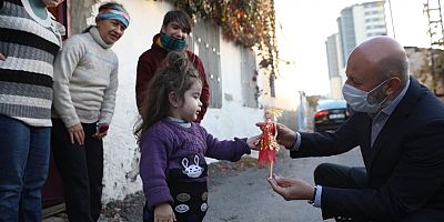 Başkan Çolakbayrakdar; “Kocasinan’da Kimse Yalnız Değildir”