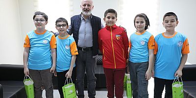 Başkan Çolakbayrakdar: Lider Şehir Kayseri, Şimdi de Satrançta Öncü Olacak