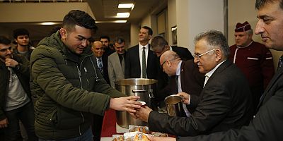 Başkan’dan Öğrencilere Çorba İkramı, Sürpriz Ziyaret