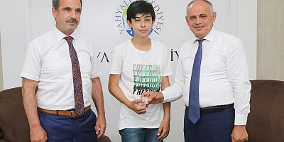 Başkan Esat Öztürk LGS Birincisini Tebrik Etti