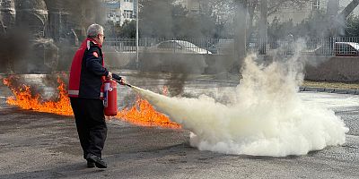 Başkan Kızılkan: Yangın Merdiveni Depo Değildir, Tahliye Alanıdır