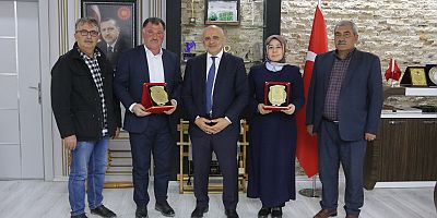 Başkan Öztürk Encümen Üyelerine Teşekkür Etti