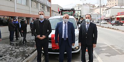 Başkan Öztürk İlçe Sağlık Müdürlüğü’ne Bir Araç Daha Kazandırdı