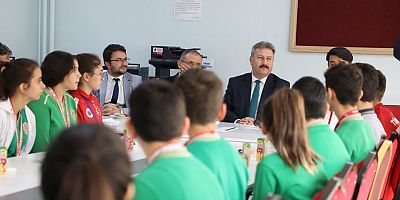 Başkan Palancıoğlu, Başarılı Sporcuları Tebrik Etti