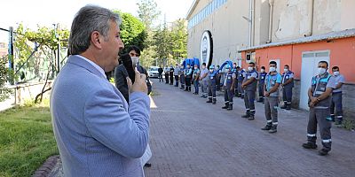 Başkan Palancıoğlu, İlk Mesai Günü Personeli İle Bayramlaştı
