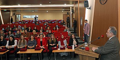 Başkan Yalçın Kadın Personelle Buluştu
