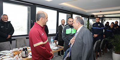 Başkan Yalçın Talasgücü Belediyespor Takımıyla Buluştu