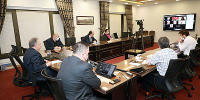 Başkan Yalçın Talaslılarla Online Toplantı da Buluştu