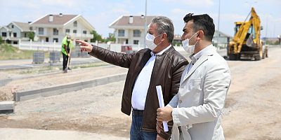 Başkan Palancıoğlu: “Hem Yol, Hem Kaldırım Hem de Parkımız Hayırlı Olsun”