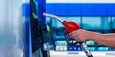 Benzine Gelmesi Beklenen İndirim İptal Edildi