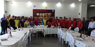 Berna Gözbaşı’na Sürpriz Doğum Günü Kutlaması